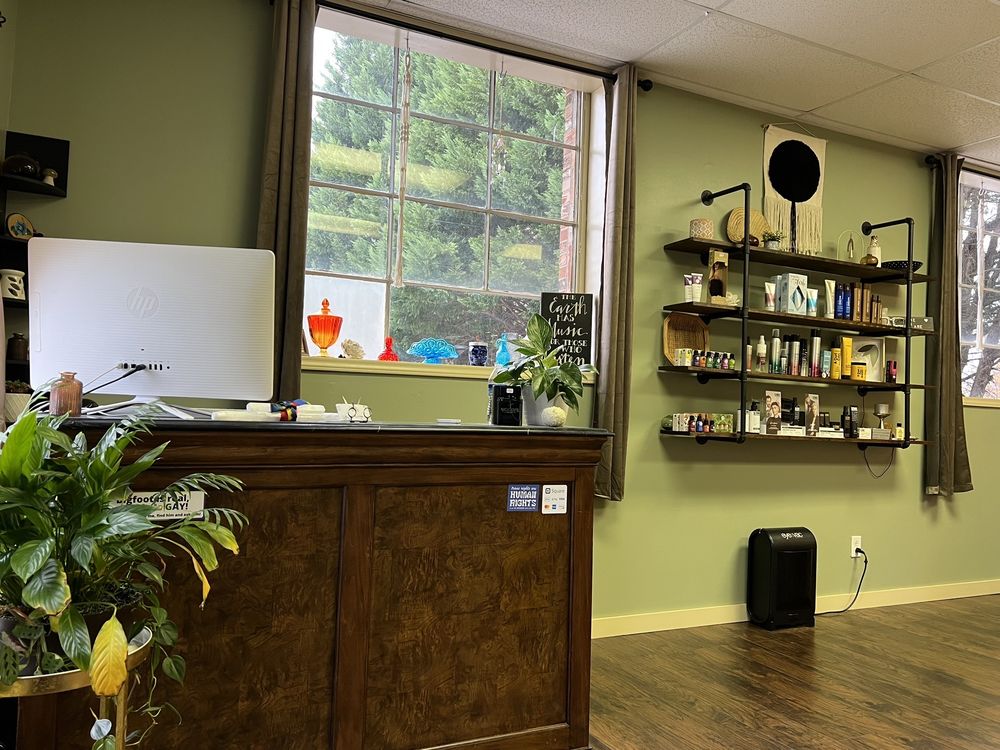 THE ZEN DEN HAIR STUDIO - Updated January 2025 - 12 Photos - 2000