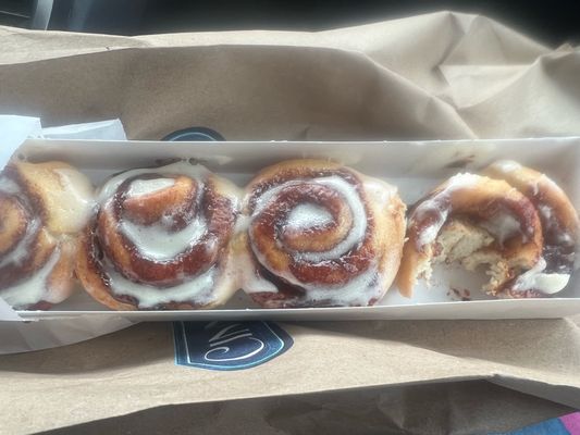 Cinnabon by null