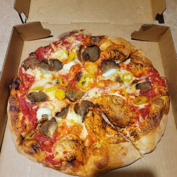 Caliente Pizza & Drafthouse - Pizza Near Me - Allison Park, Pennsylvania Caliente Pizza & Drafthouse - Pizza Near Me - Allison Park, Pennsylvania