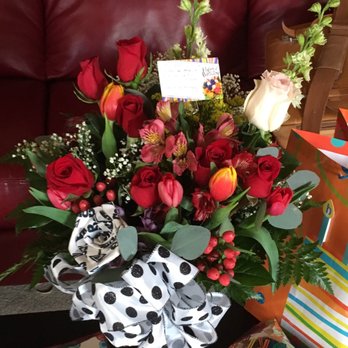 Sunshine Flowers - Absolutely gorgeous birthday bouquet! - Florists Near Me - Albuquerque, New Mexico
