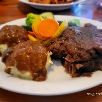 The Alpine Diner & Bar - Pot Roast is delicious. - Cocktail Bars Near Me - Seattle, Washington The Alpine Diner & Bar - Pot Roast is delicious. - Cocktail Bars Near Me - Seattle, Washington