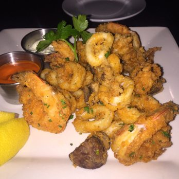 Bodega Malbec - Calamari and shrimp. - Argentine Near Me - Toluca Lake, California Bodega Malbec - Calamari and shrimp. - Argentine Near Me - Toluca Lake, California