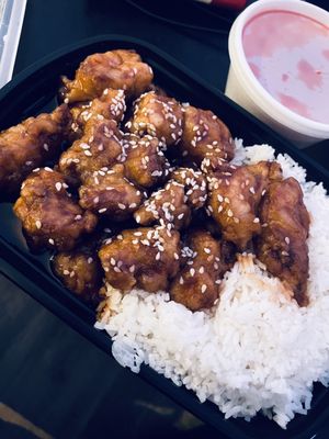 Szechuan Kitchen by null