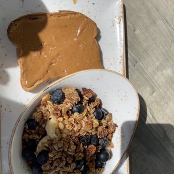First Watch - AM A.m. Superfoods Bowl and Udis Gluten Free Toast with almond butter - Breakfast & Brunch Near Me - Naples, Florida