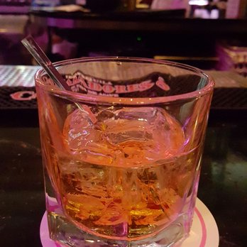 Deville Dinerbar - Diners Near Me - Montreal, Quebec
