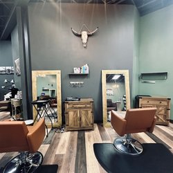 Luxe 405 Hair Studio