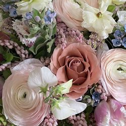 Four Buds Floral Studio
