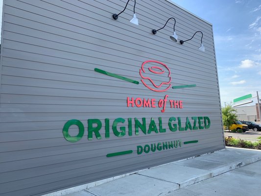 Krispy Kreme by null