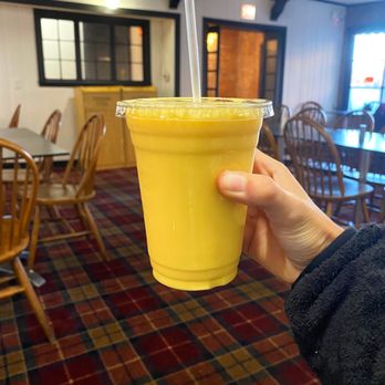 Burger Naan - Mango Lassi - Burgers Near Me - DeKalb, Illinois