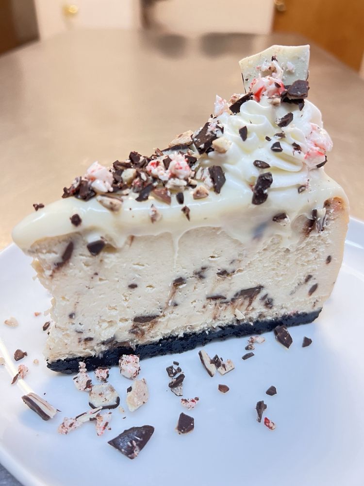 Chilos Cheesecake Logo