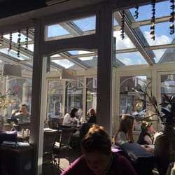 Croissanterie Monde LE - Outdoor seating