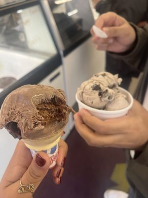 Husky Deli & Catering & Ice Cream by null