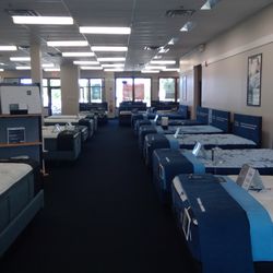 Mattress Firm 75th Street