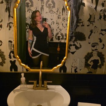 Teddy Roe's - Check out this bathroom wallpaper - Speakeasies Near Me - Albuquerque, New Mexico Teddy Roe's - Check out this bathroom wallpaper - Speakeasies Near Me - Albuquerque, New Mexico