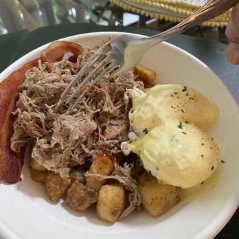 Bruncheria - Carnivore brunch bowl - Breakfast & Brunch Near Me - New Westminster, British Columbia Bruncheria - Carnivore brunch bowl - Breakfast & Brunch Near Me - New Westminster, British Columbia