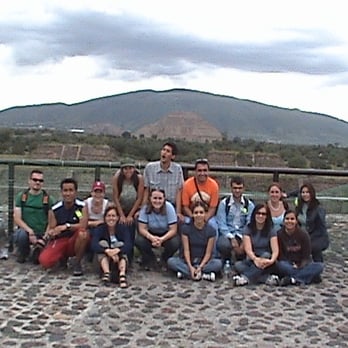 Silicon Valley Spanish - Viaje a Teotihuacan con un grupo de estudiantes de California - Language Schools Near Me Silicon Valley Spanish - Viaje a Teotihuacan con un grupo de estudiantes de California - Language Schools Near Me