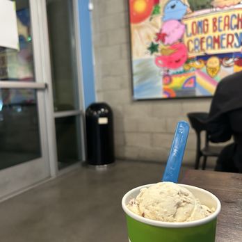 Long Beach Creamery - Banana royal cone scoop - Ice Cream & Frozen Yogurt Near Me - Long Beach, California Long Beach Creamery - Banana royal cone scoop - Ice Cream & Frozen Yogurt Near Me - Long Beach, California