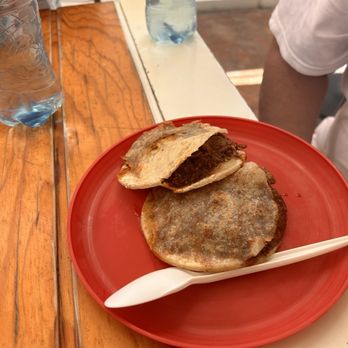 Qué Gorditas - Gordita with pork - Mexican Near Me - Cancún, ROO Qué Gorditas - Gordita with pork - Mexican Near Me - Cancún, ROO
