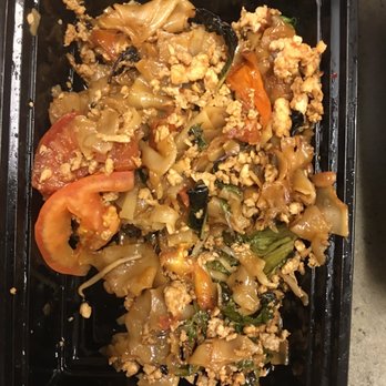 Thai Basil - Pad-Kee-Mow (Drunken Noodles) - Thai Near Me - Roseville, California Thai Basil - Pad-Kee-Mow (Drunken Noodles) - Thai Near Me - Roseville, California