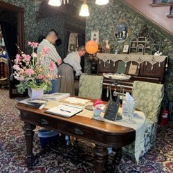 Meux Home Museum - Entry room