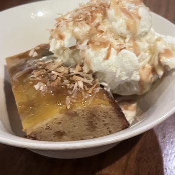 The Plantation House - Pineapple Upside Down Cake - Hawaiian Near Me - Lahaina, Hawaii The Plantation House - Pineapple Upside Down Cake - Hawaiian Near Me - Lahaina, Hawaii