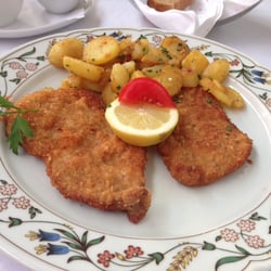 Landhaus Gräfenthal - Schweineschnitzel Wiener Art (13,50€)