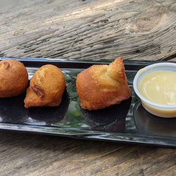 1-800-Lucky - Crispy Mini Bao from Yip - Asian Fusion Near Me - Miami, Florida 1-800-Lucky - Crispy Mini Bao from Yip - Asian Fusion Near Me - Miami, Florida