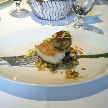 Polo Lounge - New American Near Me - Beverly Hills, California