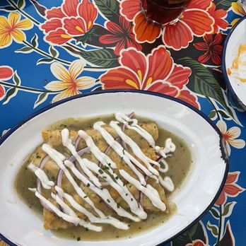 Rosa Negra - Chicken enchiladas - Mexican Near Me - Barcelona, B