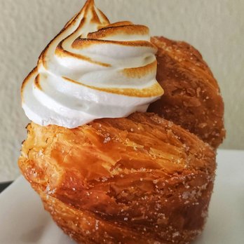 Bake Sum - Lemon meringue - Desserts Near Me - Oakland, California