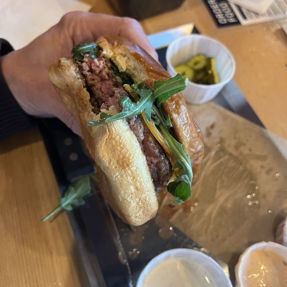 Mammoth Brewing - Breweries Near Me - Mammoth Lakes, California