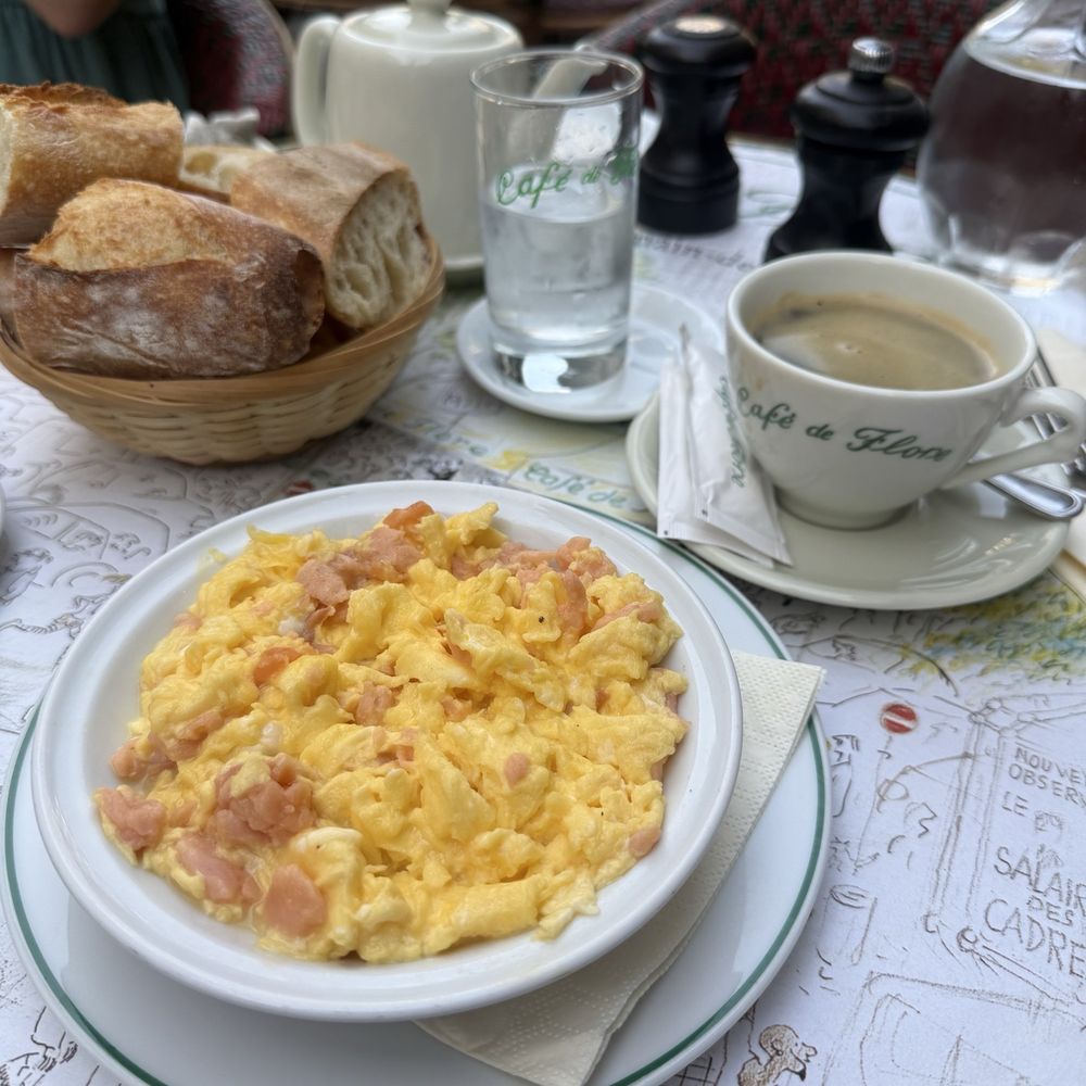 Café de Flore - Eggs and salmon - Cafes Near Me - Paris, 75 Café de Flore - Eggs and salmon - Cafes Near Me - Paris, 75