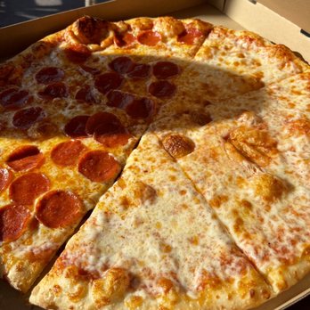 Pizza Fiore - Half Cheese Half Pepperoni Pizza - Pizza Near Me - Miami Beach, Florida Pizza Fiore - Half Cheese Half Pepperoni Pizza - Pizza Near Me - Miami Beach, Florida