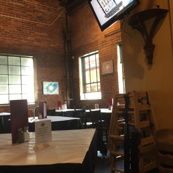 The Chowhouse - Another TV with baseball! - American Near Me - Tulsa, Oklahoma