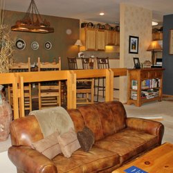 Wildernest Vacation Rentals - Pet friendly units are hard to find, ask about our Forest Park rentals and bring the whole family, including your fur babies.