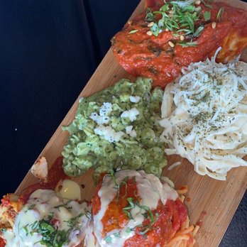 Dorsia - Ravioli, Fettuccine, Pesto Pasta, Spaghetti w meatball, Lasagna - Italian Near Me - Milwaukee, Wisconsin Dorsia - Ravioli, Fettuccine, Pesto Pasta, Spaghetti w meatball, Lasagna - Italian Near Me - Milwaukee, Wisconsin