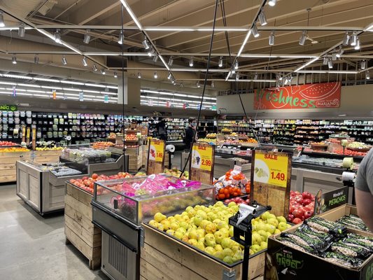Mariano's by null