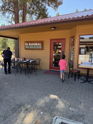 El Caporal Sunriver by null