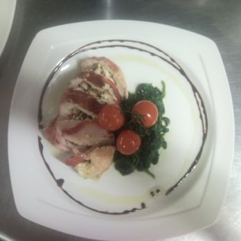 Ginos - Italian Near Me - London, XGL Ginos - Italian Near Me - London, XGL
