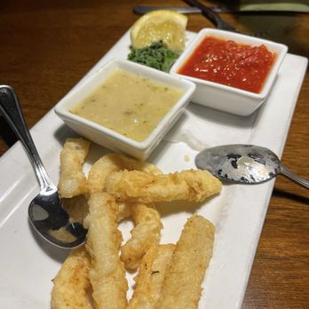 Vic's Casual Dining - Calamari app - Italian Near Me - Southgate, Michigan