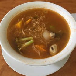Roy Thai Restaurant & Bar - Tom Yum Ramen Noodle Soup