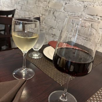 Tuscany Ristorante - Chardonnay and Cabernet - Italian Near Me - Williamsburg, Virginia Tuscany Ristorante - Chardonnay and Cabernet - Italian Near Me - Williamsburg, Virginia
