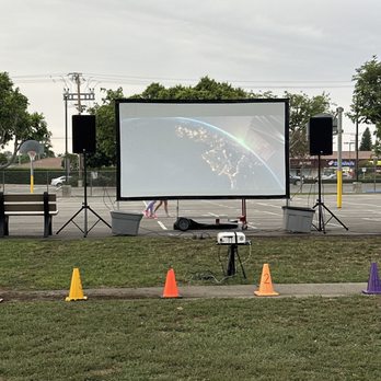 Sierra Vista Elementary School - Movie Night on the lawn!!! - Child Care & Day Care Near Me - Placentia, California