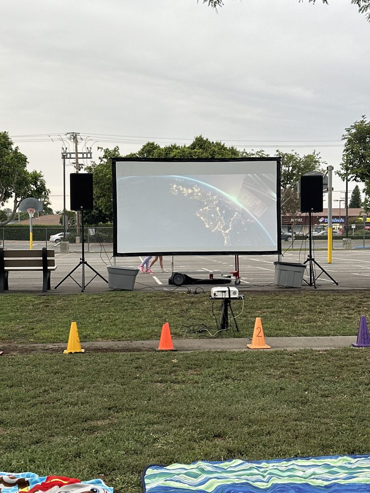 SIERRA VISTA ELEMENTARY SCHOOL Updated August 2024 17 Photos 1811