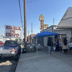 Birria El Jaliciense - Outside - walking up to the ordering counter