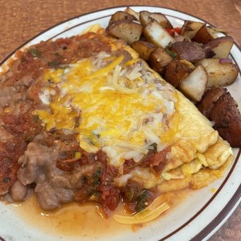 Evergreen Inn & Pub - Mexican omelette super dense eggs with everything on top not my kind of omelette - Pubs Near Me - San Jose, California
