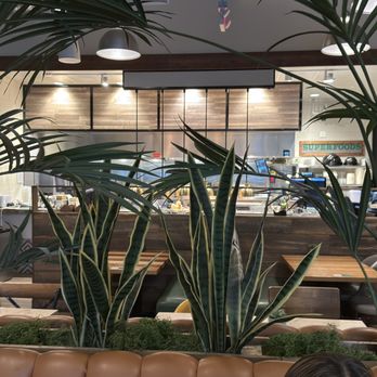 Urban Plates - Food prep area behind seating area - Salad Near Me - San Jose, California Urban Plates - Food prep area behind seating area - Salad Near Me - San Jose, California