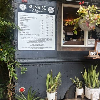 Sunrise Coffee - Coffee & Tea Near Me - Lihue, Hawaii