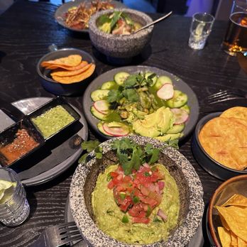 La Popular - Guacamole, shrimp ceviche, and mixed salsa - Mexican Near Me - Porter Ranch, California La Popular - Guacamole, shrimp ceviche, and mixed salsa - Mexican Near Me - Porter Ranch, California