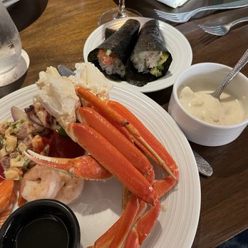 100 Sails Restaurant & Bar - Buffets Near Me - Honolulu, Hawaii